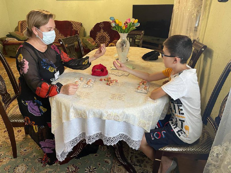 Специалист по работе с семьей и детьми ГБУ РД КЦСОН в МО «Сергокалинский район»Алхасова.М.М.раб.будни.Организация помощи в получении. Образования.Формирование позитивных интересов.