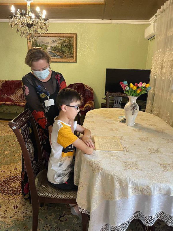 Специалист по работе с семьей и детьми ГБУ РД КЦСОН в МО «Сергокалинский район»Алхасова.М.М.раб.будни.Организация помощи в получении. Образования.Формирование позитивных интересов.