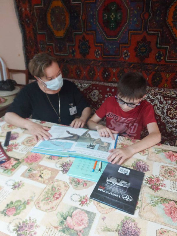 Специалист по работе с семьей и детьми ГБУ РД КЦСОН в МО «Сергокалинский район»Алхасова.М.М.Рабочие будни.Содействие обеспечение лекарственными препаратами.Организация помощи в получении образования