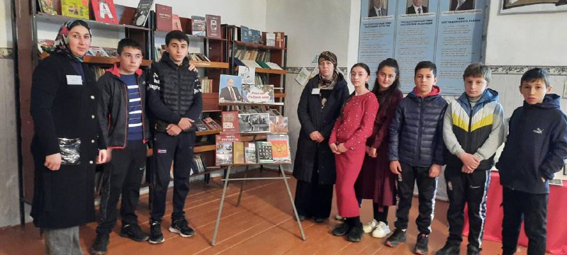 Специалисты по работе с семьей и детьми ГБУ РД КЦСОН в МО «Сергокалинский район»Джупанова Х.Н и Абдуллаева З.М провели мероприятие, приуроченное ко Дню народного единства.