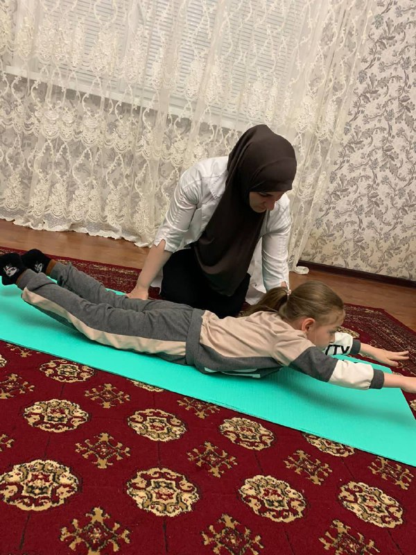 одним из важных средств реабилитации детей, которые страдают церебральными параличами, является лечебная физкультура.