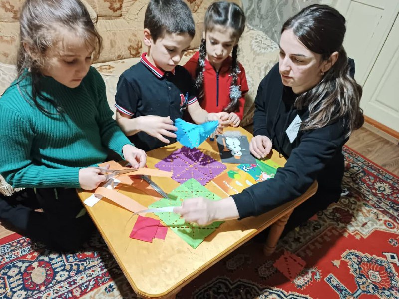 Специалист по работе с семьёй и детьми ГБУ РД КЦСОН в МО «Сергокалинский район»Багомедовой З.