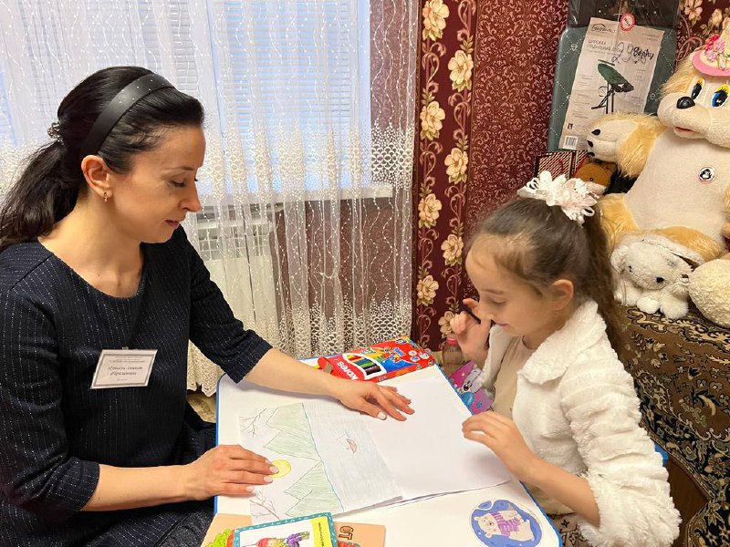 Психолог отделения по работе с семьей и детьми Мутаева А.