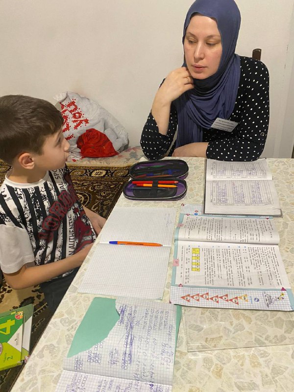 Специалист по работе с семьёй и детьми Алиева М . Рабочие будни