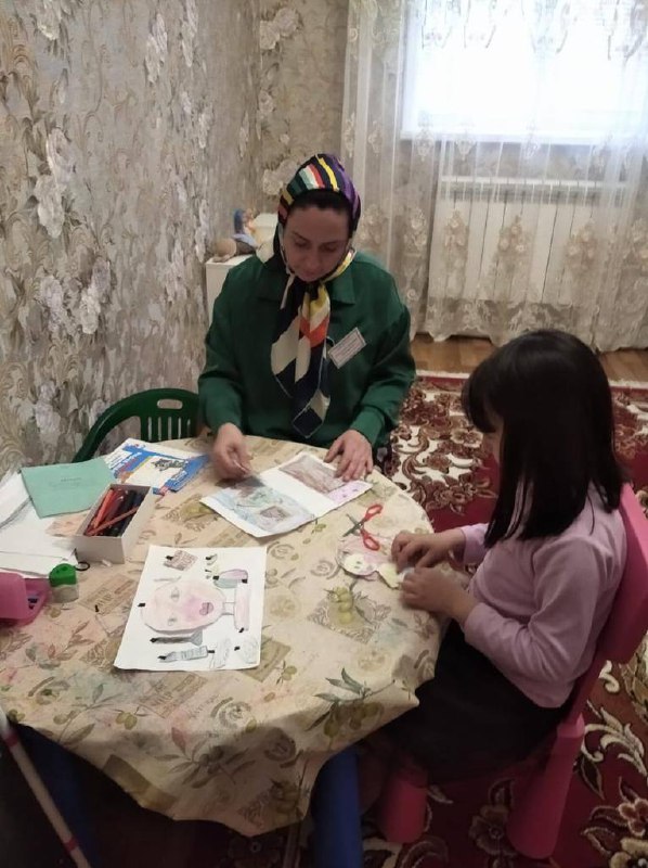 Специалист по работе с семьей и детьми Джалилова М.рабочие будни