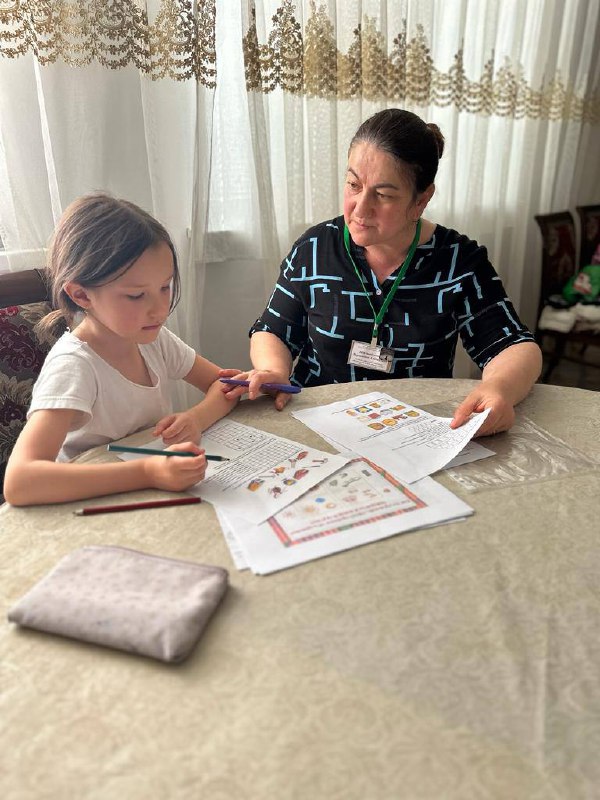 Психолог отделения социального обслуживания на дому детей и семей с детьми ГБУ РД КЦСОН в МО « Сергокалинский район»Шихшабекова М.