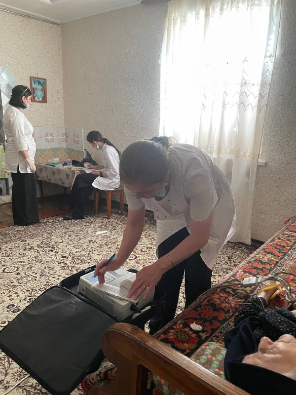 Мобильная бригада Комплексного Центра социального обслуживания населения в Сергокалинском районе продолжает реализацию федерального проекта "Старшее поколение", нацпроекта «Демография».
