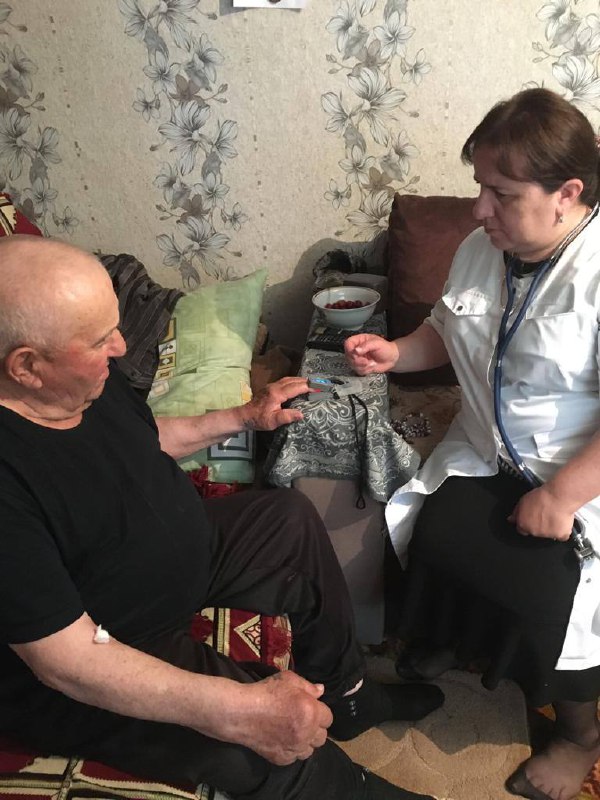 Социальные работники Минтруда Дагестана в Сергокалинском районе обеспечили 20 граждан старше 65 лет медицинским обслуживанием в рамках