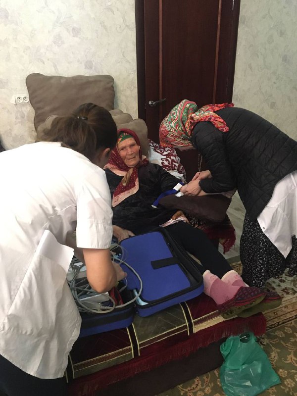 🔷 Специалисты центра социального обслуживания Сергокалинского района обеспечили 10 граждан старше 65 лет медицинским обслуживанием в рамках нацпроекта «Демография».