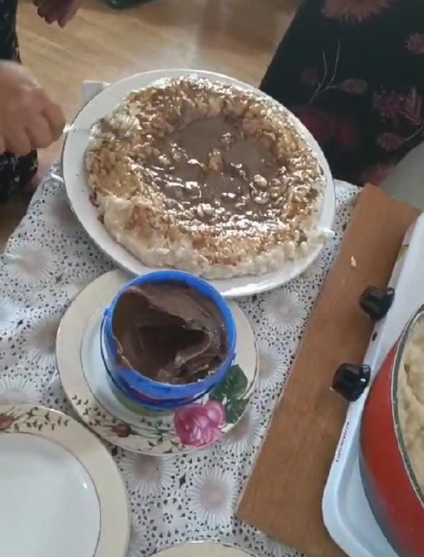На вечере национальной кухни и обрядов "Буркьунзала" были приготовлены старинные национальные угощения: даргинское чуду, мучари, мянчIикI, суп из кураги.