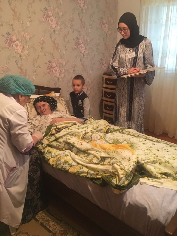 Очередной плановый выезд мобильной бригады в село Мюрего по доставке граждан 65 лет и старше в медицинские учреждения.
