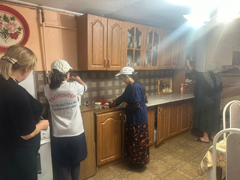 🤝Волонтерская деятельность в комплексоном центе соцобслуживания Сергокалинского района в рамках акции "От сердца к сердцу" является важной и значимой инициативой, направленной на помощь нуждающимся и создание позитивных изменений в обществе.