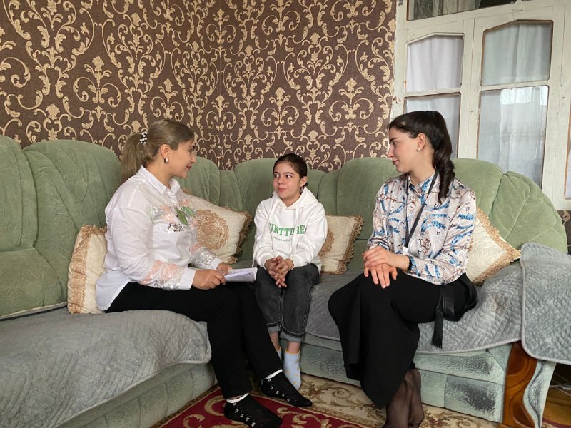 💥Специалист Муртазалиева Раисат и психолог Ибрагимова Асият провели беседу в начальных классах в честь Дня правовой помощи детям.
