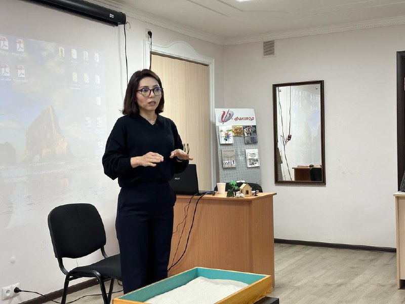 ✅07.12.2023 года психолог Комплексного центра Сергокалинского района, Шихшабекова Муршидат, приняла участие в семинаре для специалистов учреждений социального обслуживания Министерства труда РД.