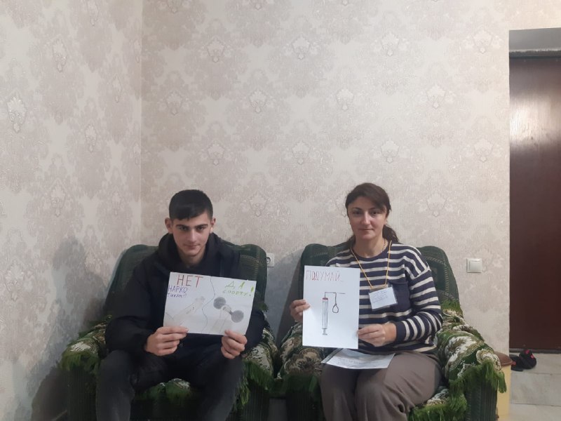 💥Специалист отдела семьи, Багандова Разият, провела беседу среди своих подопечных под названием "Наркотикам нет".
