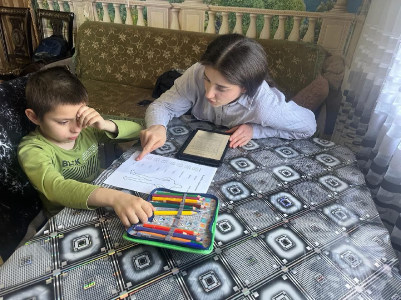✅Психолог отделения семьи Ибрагимова Асият провела психологический тест «Волшебная страна чувств» для подопечного Алхасового М.