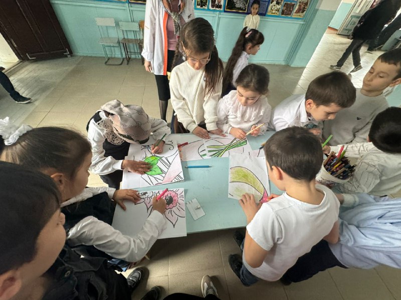 ✅ Специалист по работе с семьей Алиева Максалина организовала и провела замечательное мероприятие в сотрудничестве с филиалом библиотеки №12, посвященное Международному женскому дню - 8 Марта.