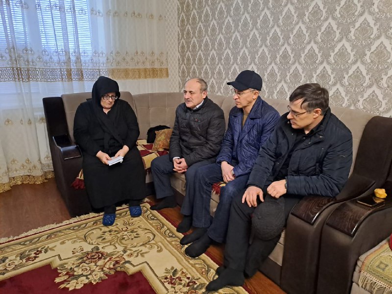 ⚠️Заместитель директора Комплексного центра социального обслуживания Хабибулла Идрисов совместно с зам.