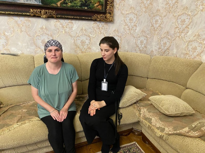 ✅Психолог отделения семьи Ибрагимова Асият посетила свою подопечную Нурбагандову Б., и провела психологическую консультацию.