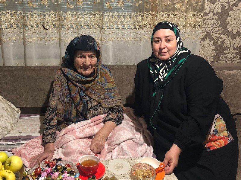 💥Социальные работники отделения соцобслуживания на дому граждан пожилого возраста и инвалидов № 4 поздравили своих подопечных с Днем пожилого человека.