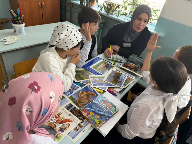 💥Специалист по работе с семьей и детьми Алиева Максалина 4 октября, в день защиты животных, провела беседу на тему охраны окружающей среды и защиты домашних и диких животных.