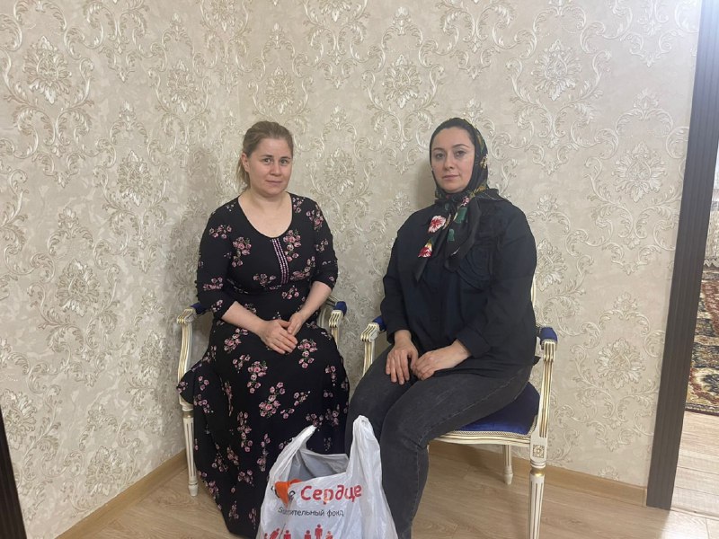Джалилова Марзият оказала материальную помощь от благотворительного фонда «Чистое сердце»подопечной .