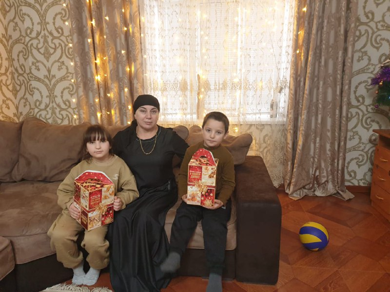 Новогодние подарки для детей участников СВО в Сергокалинском районе