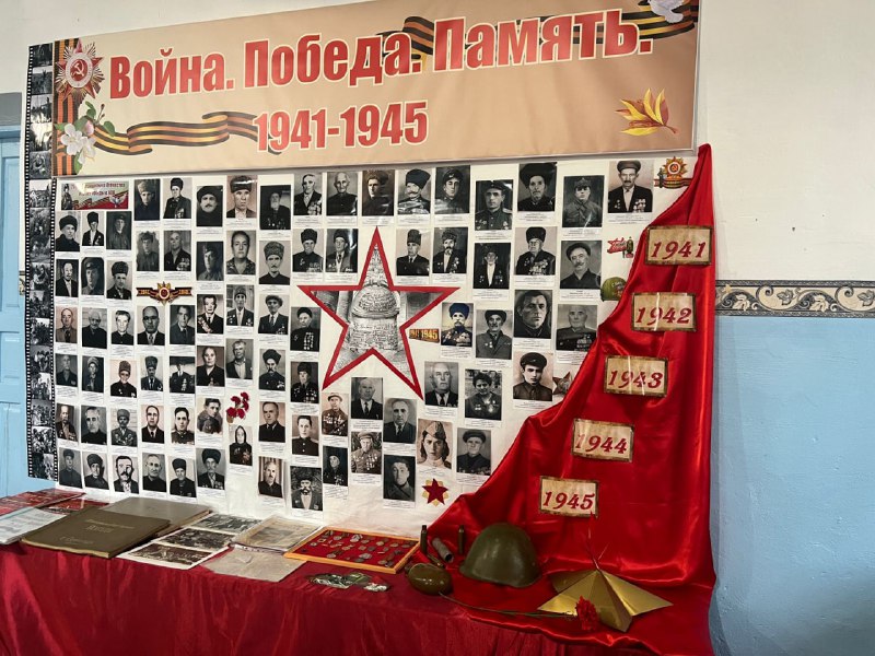 Специалисты отдела семьи приняли участие в мероприятии, приуроченного ко Дню снятия блокады Ленинграда. Мероприятие прошло в Центральном парке Сергокалы. Мероприятие было организовано администрацией района.