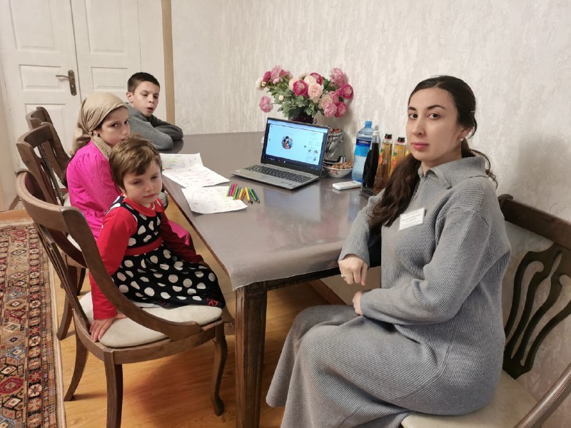 Материнская любовь — это связь, которую невозможно разорвать, любовь, которую невозможно объяснить, и чувство, которое продлится всю жизнь.