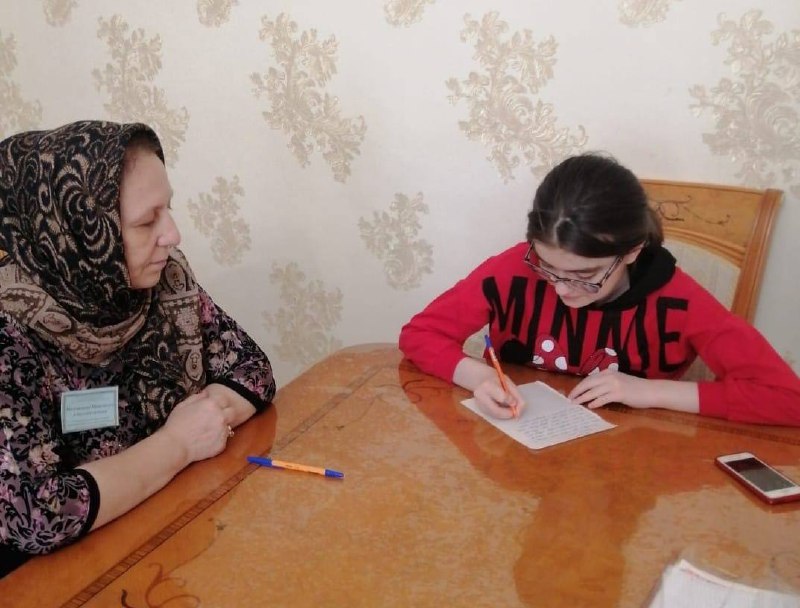 Рабочие будни специалиста отделения семей с детьми ГБУ РД КЦСОН в МО «Сергокалинский район»Магомедовой Н.А. Оказание пед. услуг, подготовка к школе, содействие подопечным в получении учебников .