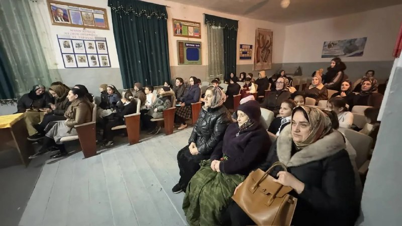 7 марта, в Маммаульском КДЦ прошел праздничный концерт, посвященный Международному женскому дню — 8 марта.