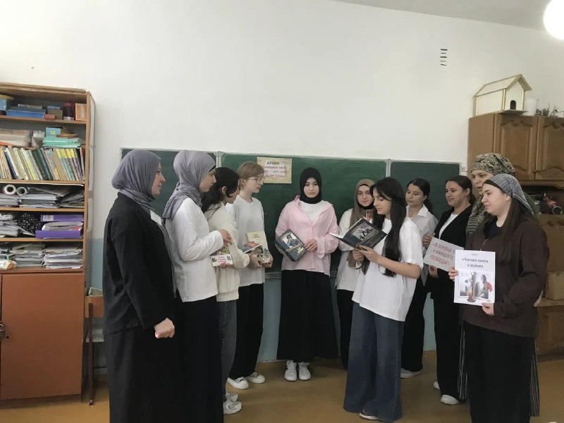 «Окно Победы»: творческая акция о войне для школьников