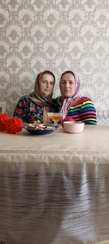 Тепло сердец в преддверии Дня Победы: работники центра поздравляют вдов ветеранов ВОВ и семьи участников СВО