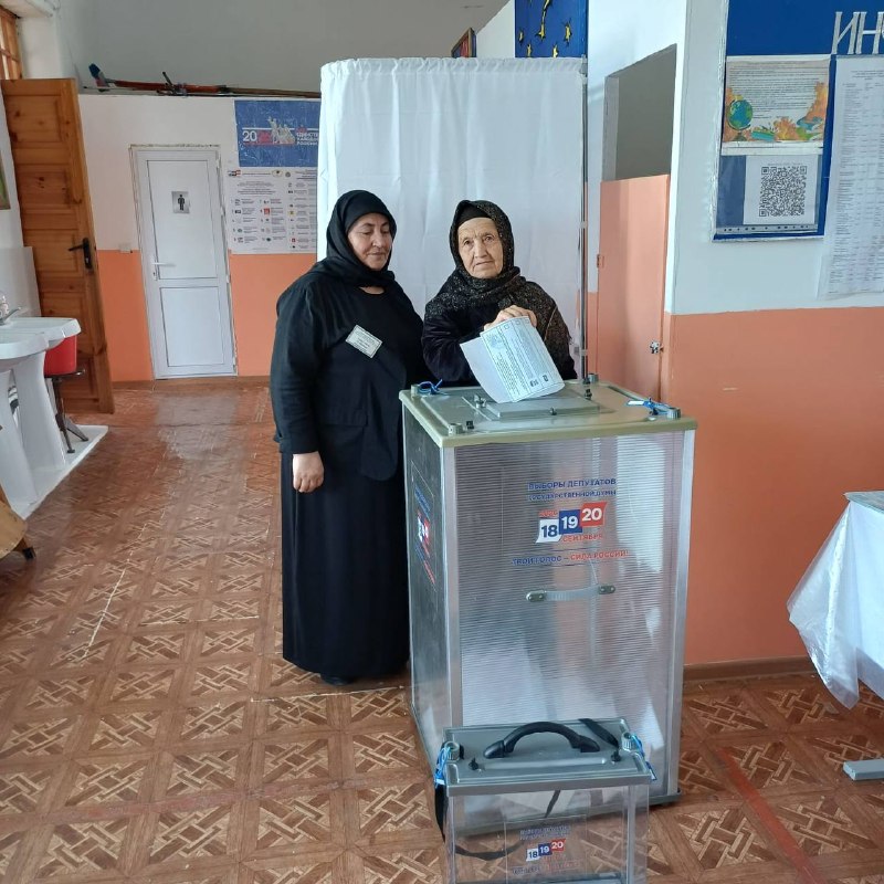 Соцработники помогли маломобильным гражданам реализовать избирательное право